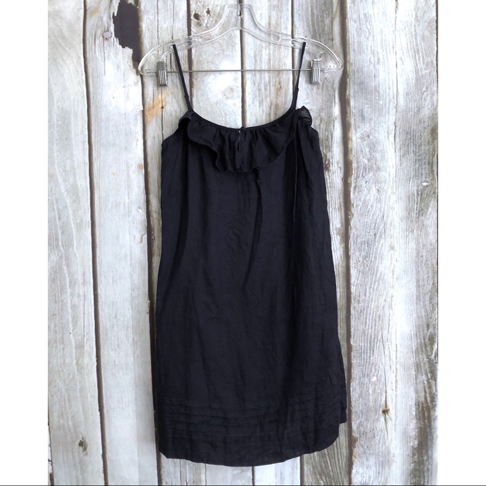 Ann Taylor LOFT Pleated Keyhole Linen Dress